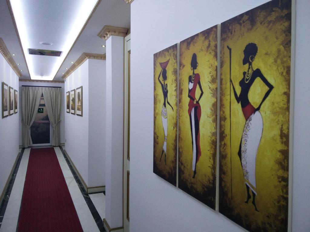 Hotel Mustang Vasqarr Buitenkant foto