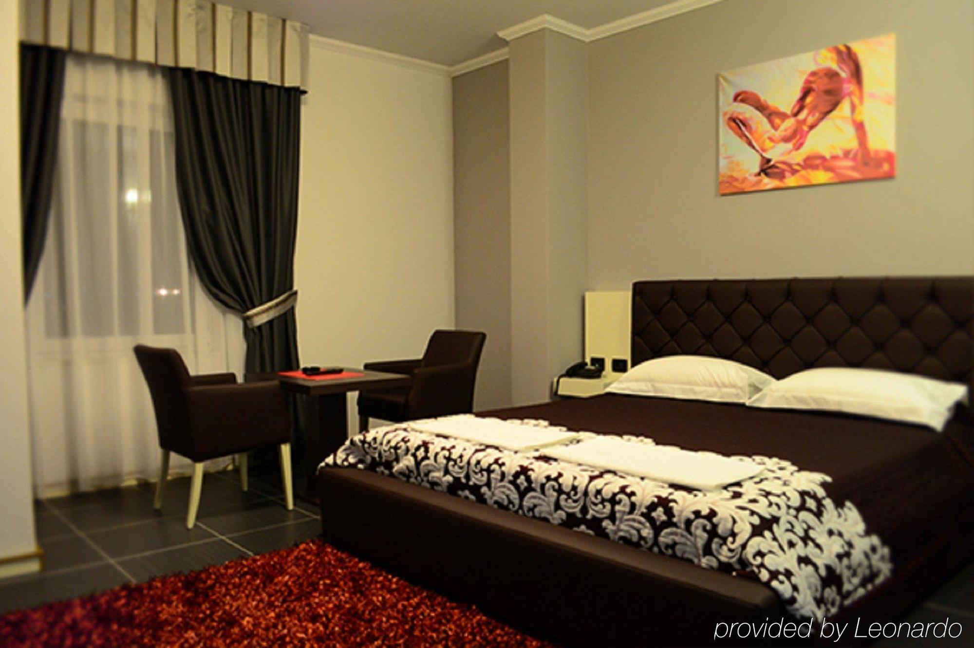 Hotel Mustang Vasqarr Buitenkant foto