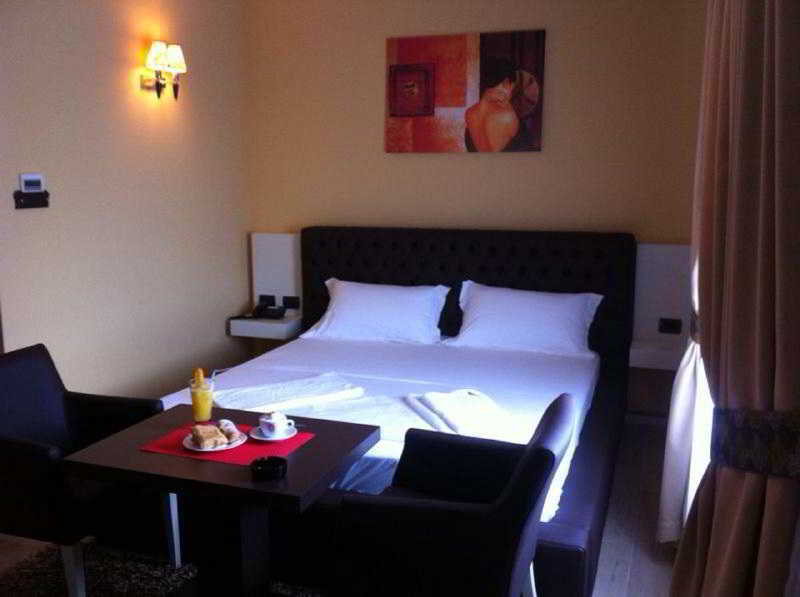 Hotel Mustang Vasqarr Buitenkant foto