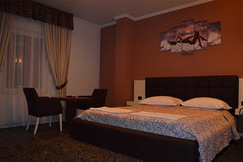 Hotel Mustang Vasqarr Buitenkant foto